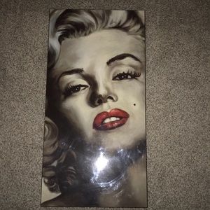 A picture of Marilyn Monroe!!